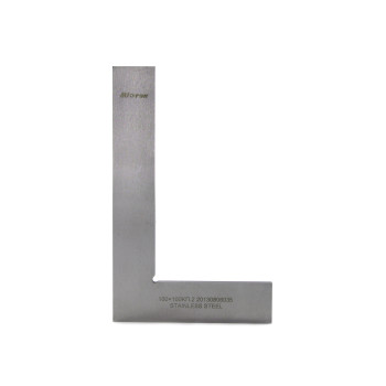 Угольник поверочный УП- 630х400 кл.2 с кал. МИК Угольник поверочный УП- 630х400 кл.2 с кал. МИК