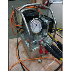 Маслостанция МГС 700-0.8П-Э-2ГГ для гайковерта Маслостанция МГС 700-0.8П-Э-2ГГ для гайковерта