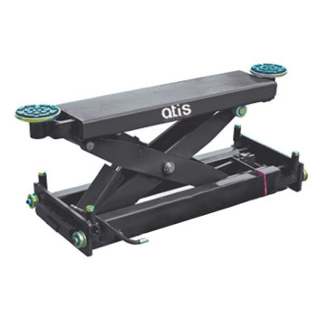 Траверса гидравлическая управление от гидростанции подъемника 2.8 т. Траверса гидравлическая управление от гидростанции подъемника 2.8 т.