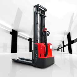 Самоходный штабелер AX 1225 OXLIFT 2500 мм 1200 кг Самоходный штабелер AX 1225 OXLIFT 2500 мм 1200 кг