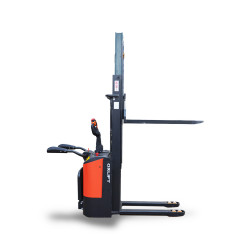 Самоходный штабелер BX 1532E с платформой для оператора OXLIFT 3200 мм 1500 кг Самоходный штабелер BX 1532E с платформой для оператора OXLIFT 3200 мм 1500 кг