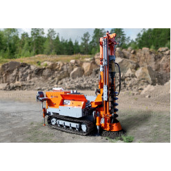 Бурильно-шнековая машина МБШ-509 на гусеничном ходу