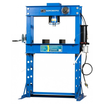 Пресс с пневмоприводом, усилие 45 тонн Пресс с пневмоприводом, усилие 45 тонн