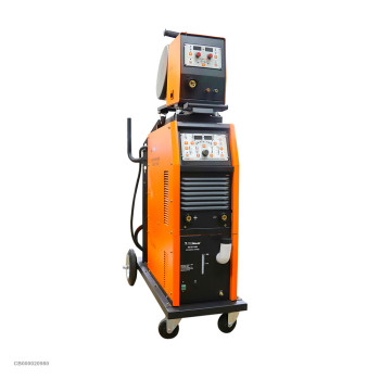 Сварочный полуавтомат Foxweld SAGGIO MIG-500-NS Double Pulse (380 В) Сварочный полуавтомат Foxweld SAGGIO MIG-500-NS Double Pulse (380 В)