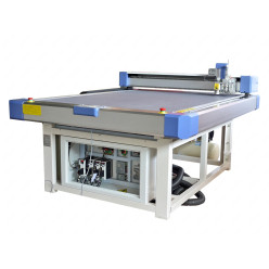 Планшетные режущие плоттеры Серия DCS Планшетные режущие плоттеры Серия DCS