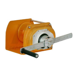 Лебедка ручная барабанная шестеренная JHW-1000 (с канатом) Лебедка ручная барабанная шестеренная JHW-1000 (с канатом)