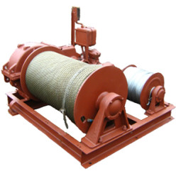 Лебедка маневровая электрическая ЛЭМ-10 г/п 750 кг H-250/500 м (без каната) Лебедка маневровая электрическая ЛЭМ-10 г/п 750 кг H-250/500 м (без каната)