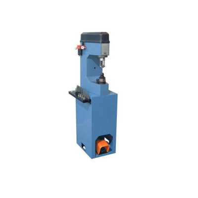 Станок для наклепки тормозных накладок CC300 Станок для наклепки тормозных накладок CC300