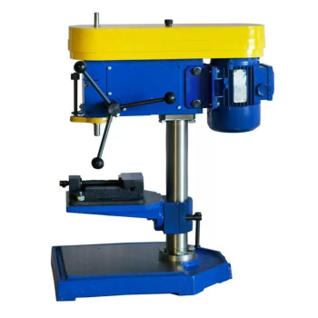 Настольный сверлильный станок Р175М Настольный сверлильный станок Р175М