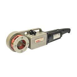 Электрический клупп VOLL V-Matic B2 с набором головок 1/2"-2" Электрический клупп VOLL V-Matic B2 с набором головок 1/2"-2"